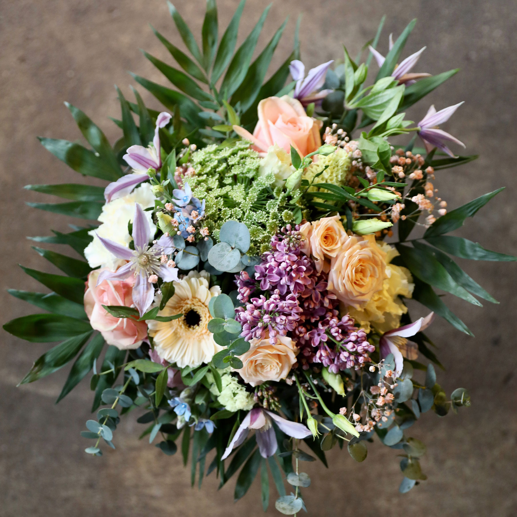 Billede af høj blomsterbuket